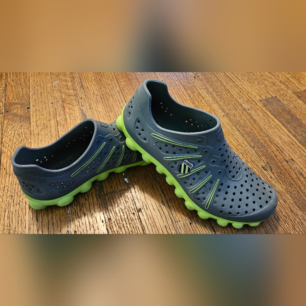 K-Swiss Preloved Unisex Vertical TBS Recover Shoes Size M10/W12